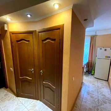 Здам 2-к.кв. Голосіївський/ метро Васильківська 3 хвилини.