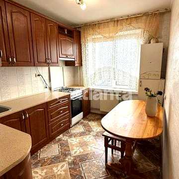 Продаж 3к квартири АГВ р-н Мед університету