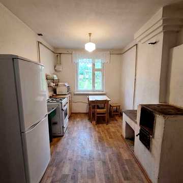 Продаж 1к Дім Молодіжна вулиця