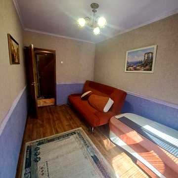Продається 2кк.( 6 Слобідська- Чкалова)