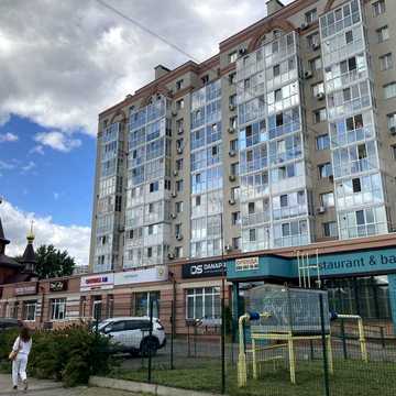 Продам 1-кімнатну квартиру в новобудові, вул.  Сірка, біля ТРЦ “Лавина”