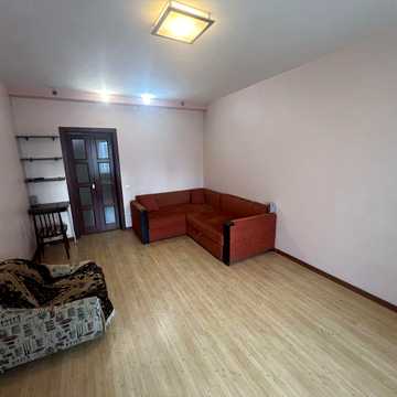 Оренда 2-к квартири 50м2, вул. Ольжича 15