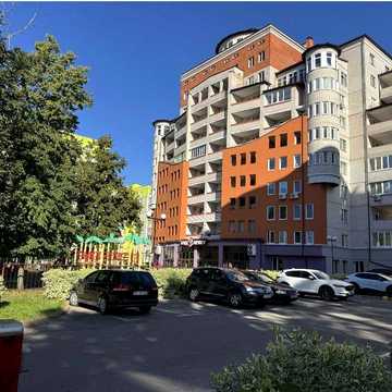 Продам терміново трикімнатну квартиру 118 м2 в Центрі Ірпінь вул. Донцова! Мінімальне оформлення! Програми ТАК! ЖК Тургенівська