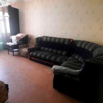 Продаю срочно с выездом 3комн.кв чешка,квадратный холл ул. Океановская(Артёма), 2этаж, пустая