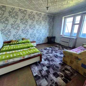 Сдам 1-комнатную в центре