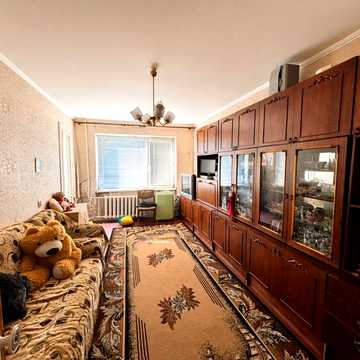 Продається 3-кімнатна квартира по вул. Авраменко