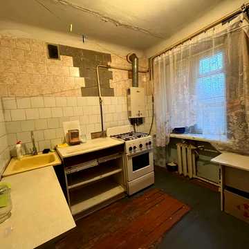 Федора Караманиць вул. (Ватутіна), 10