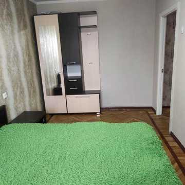 Двохкімнатна в раєні офісцетру на подільські