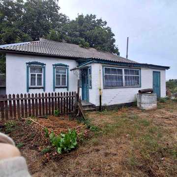 Продам будинок  село Рогозів