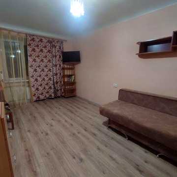 Власник 5-та школа однокімнатна  оренда