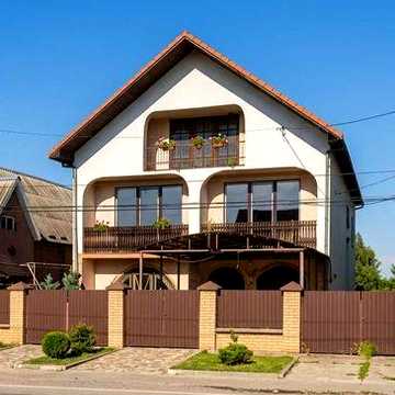 Чудова бізнес- та житлова можливість у смт. Вілок, поруч із кордоном!