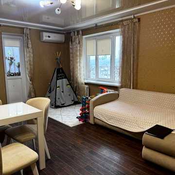 Продаж 3-х кімнатної квартири в м.Обухів по вул.Миру 13