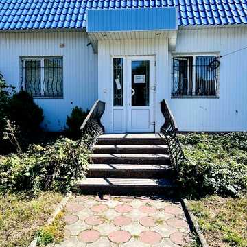 Продається будинок з можливістю вести бізнес в центральній частині м.Городище Черкаська обл.