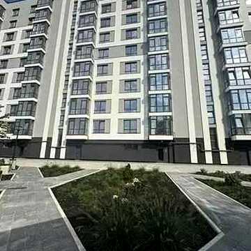 Здана 2кім.квартира поруч Парку ЖК Молодіжний