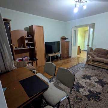 Чудова чи трикімнатна квартира на вул. Старонаводницькій 8, метро Печерська