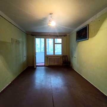 Терміново продам 1-кімнатну квартиру на Польовій