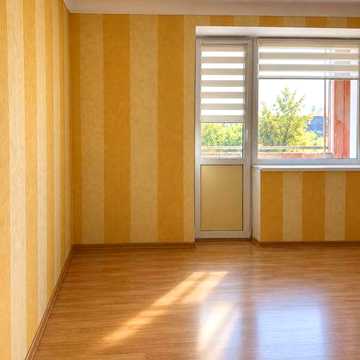 Продам 2х кімнатну квартиру в центрі міста ( торг )