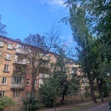 Продаж 2-к квартири, Уманська вул., 43/26 (Солом'янський) ст. метро Політехні́чний інститу́т, Шулявська,