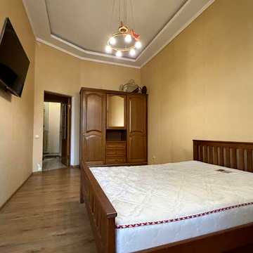 Оренда 2 к квартири. Вул. Театральна,новобудова