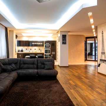 В продаже большая комфортная квартира. Днепр пр. Науки 95
