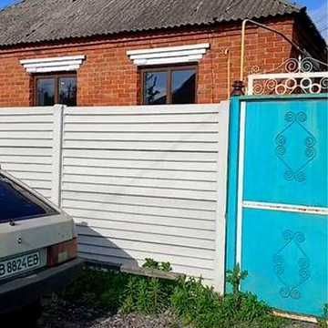 Будинок в золочеві