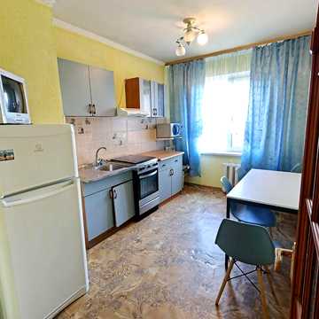Довгострокова оренда 3к Квартира Академіка Корольова вулиця