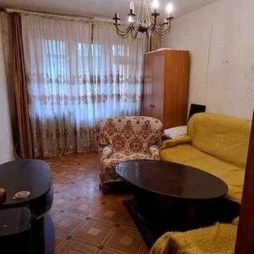 Сдам 2 к.кв. пр.Героев Харькова 222, метро Армейская  3 мин.