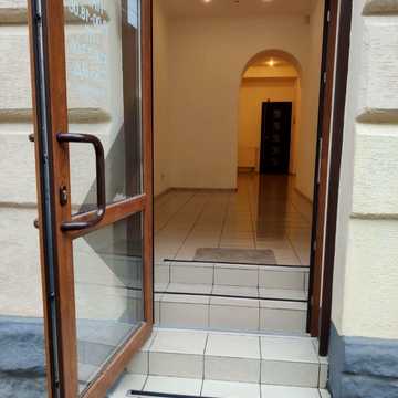 None 85000.0 USD