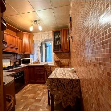 Продам 1к квартиру в центре ( с арендаторами)