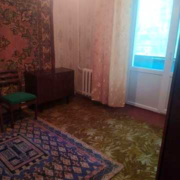 Сдаю 1  к/к пр.Корабелов,второй этаж