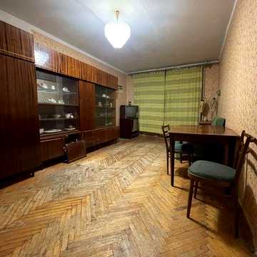 2-к Бровари1 поверх. Центр