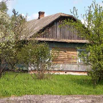 Будинок біля озера