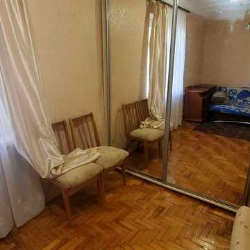 сдам 2комн квартиру ул Нижнеднепровская 4