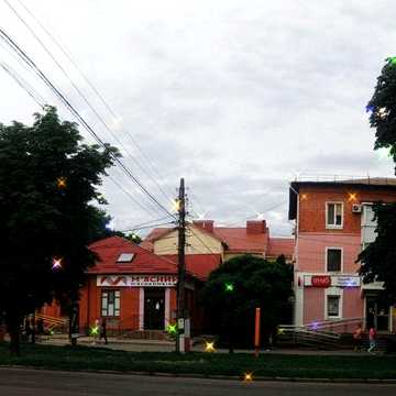 Квартира біля центрального входу до курорту. В РЕАЛьному серці Миргорода. Топ локація. ЖК Курортний