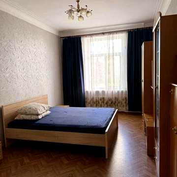Довгостроково 2-кімнатна квартира метро Дарниця, пішки 3 хв, Соцмісто, без комісії