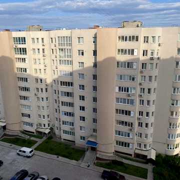 Харківська вул., 3/1