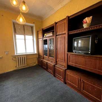 Продам 3 комнатную центр. Продам квартиру в Центре. Продам трёх комнатную
