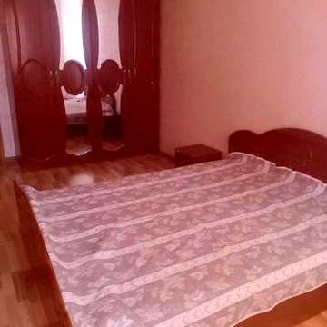 Двокімнатна в новобудові, генератор