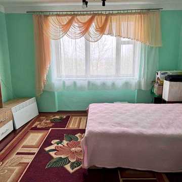 3-кімнатна квартира з підвалом
