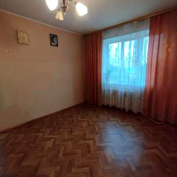 Терміново продам 1 кімнатну квартиру в центрі міста по вулиці Грушевського