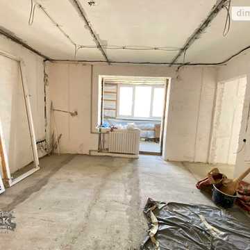 Продаж 4к Квартира Івана і Юрія Лип вулиця