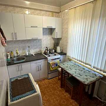 Продам двухкомнатную квартиру, р-н Космос