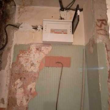 Продам 3х комнатную квартиру Новые дома в стадии ремонта.