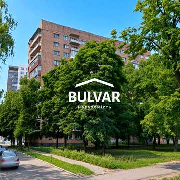 Продам просторную 3 комн. квартира в кирпичном доме на ул. Шатиловская, 3, м Научная, Шатиловка, Центр
