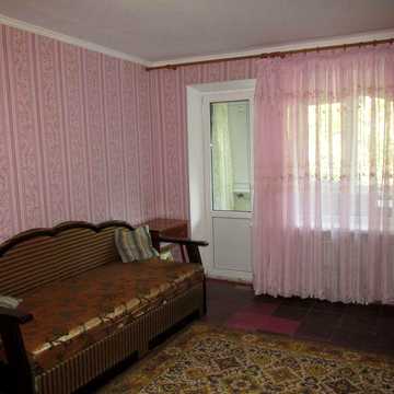 Продам 3 кімнатну квартиру по вул. Сагайдачного (колишня вул. Фрунзе р-н Центрального ринку)