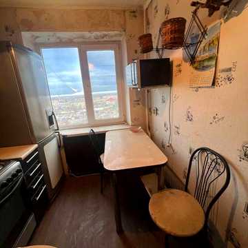 Продається 1 к кв вул Осіння