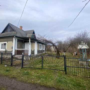 Продам дачу на варниці