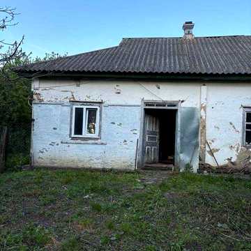 Продається будинок - участок с. Помоклі. Переяслав-Хмельницький район. / Окреме оформлення