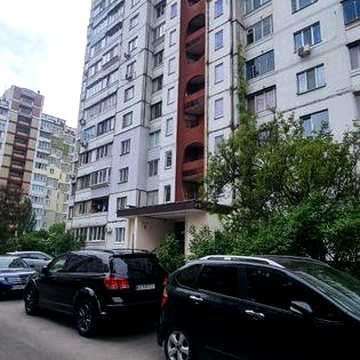 Продам 2х кімнатну квартиру проспект Червоної Калини 7