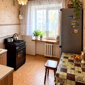Продам 2 кім в центрі міста